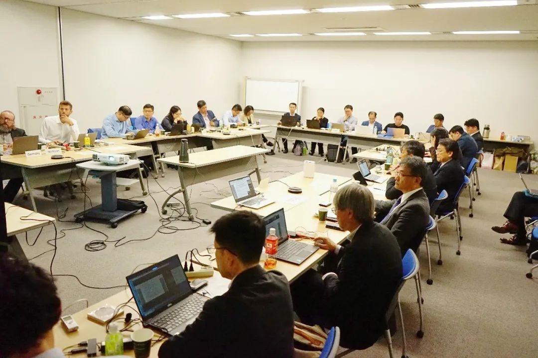 盈峰环境代表中国环卫装备制定国际标准