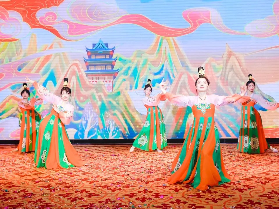 弓叶科技|五周年庆典暨2024新产品发布会盛大举行