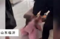 女生讨要抚养费被亲戚打流产 父亲：不知道女儿怀孕-环保卫士
