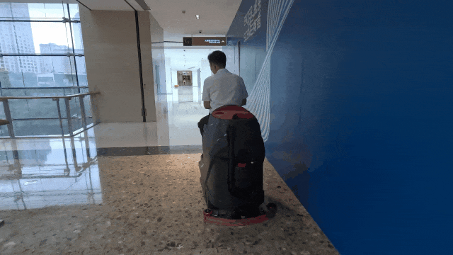 力奇产品 | 力奇威霸AS530R小型驾驶式洗地机焕新上线!