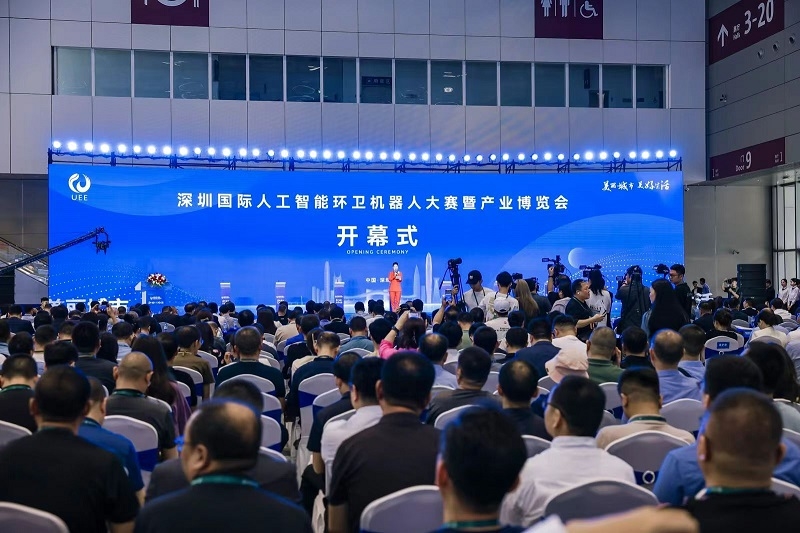 拼创意、秀绝技！共襄盛举，首届充满科技感的环卫机器人大赛在深开幕！-环保卫士